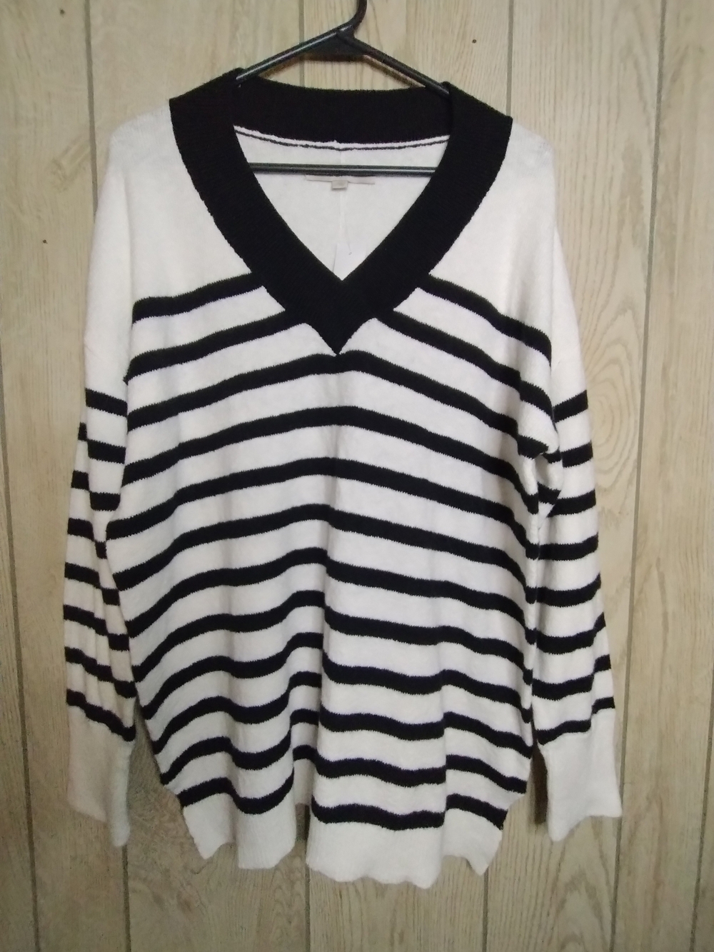 LOFT Black and White Striped V-Neck Pullover